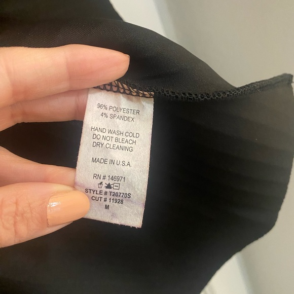 Black peplum top with bow size M - Picture 9 of 9